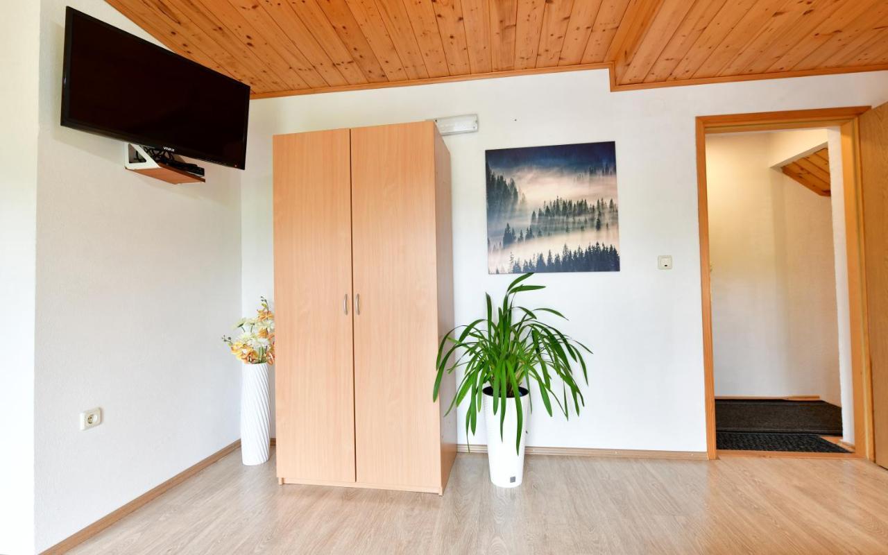 Rooms Toni Seliste Dreznicko Exterior photo