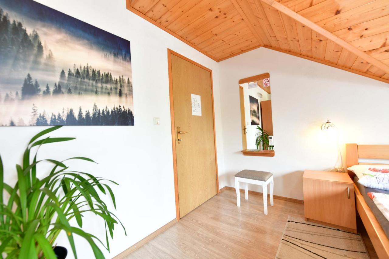 Rooms Toni Seliste Dreznicko Exterior photo